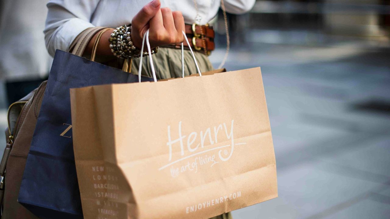 Debt, Bad Shopping Habits, Unsplash
