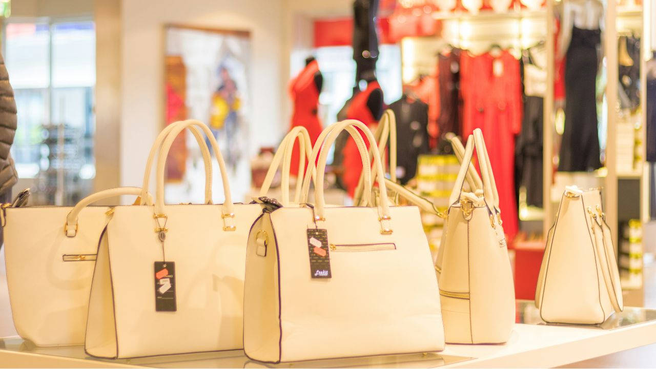 Overconsumption, Bad Shopping Habits, Unsplash